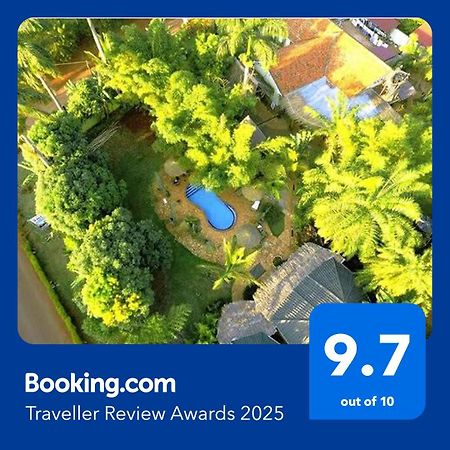 Afro Smile Hotel & Guest House Jinja Buitenkant foto