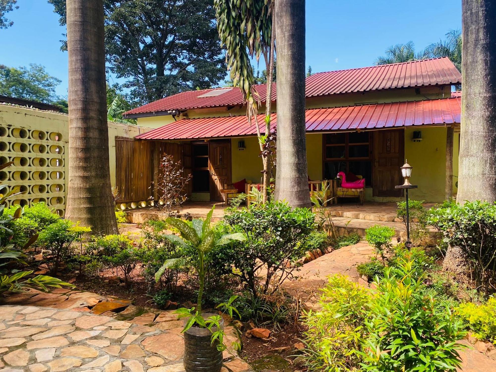 Afro Smile Hotel & Guest House Jinja Buitenkant foto