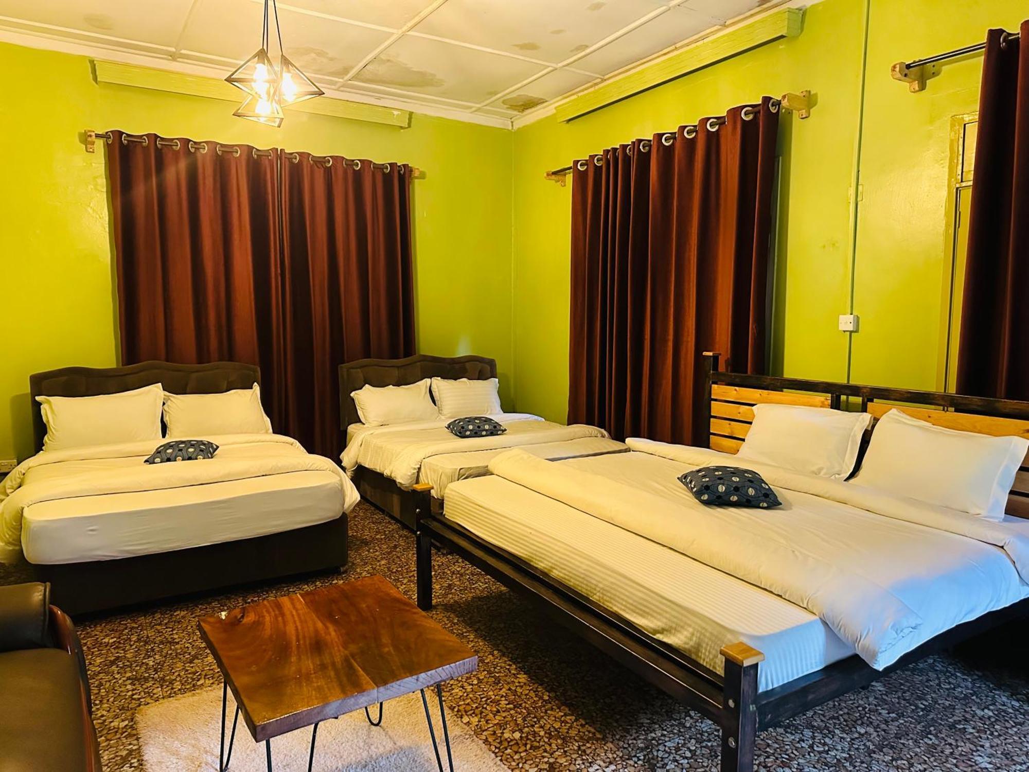 Afro Smile Hotel & Guest House Jinja Buitenkant foto